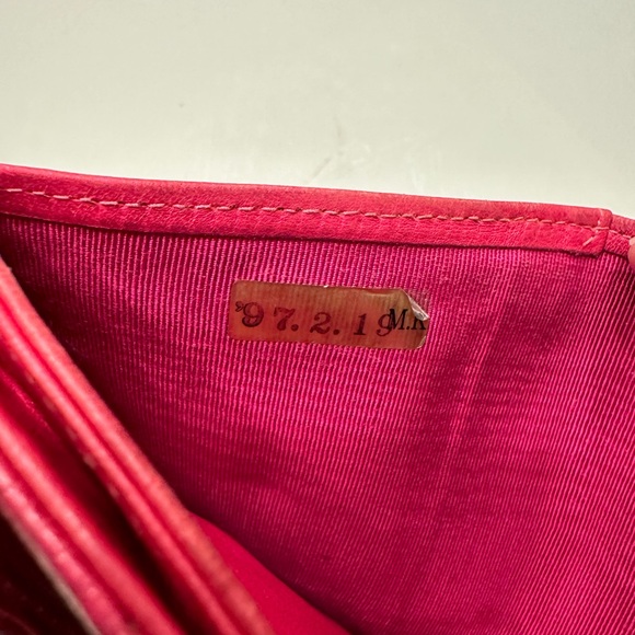 Chanel pink wallet - Picture 4 of 10